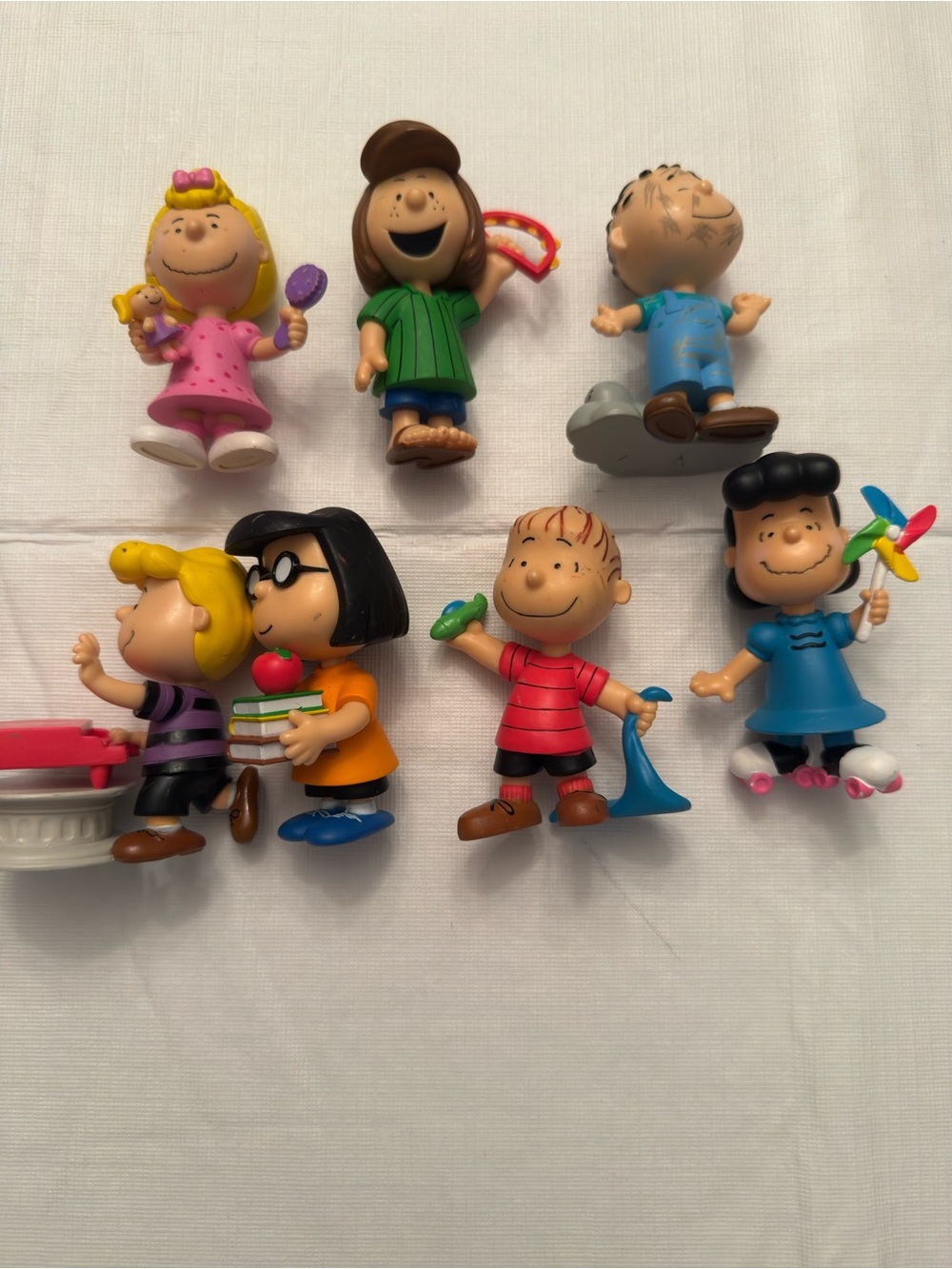 Peanuts Figure Set in Pink, Green, Blue, Red, Yellow and Black